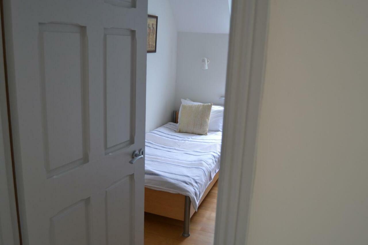 Dingle Townhouse Villa Luaran gambar