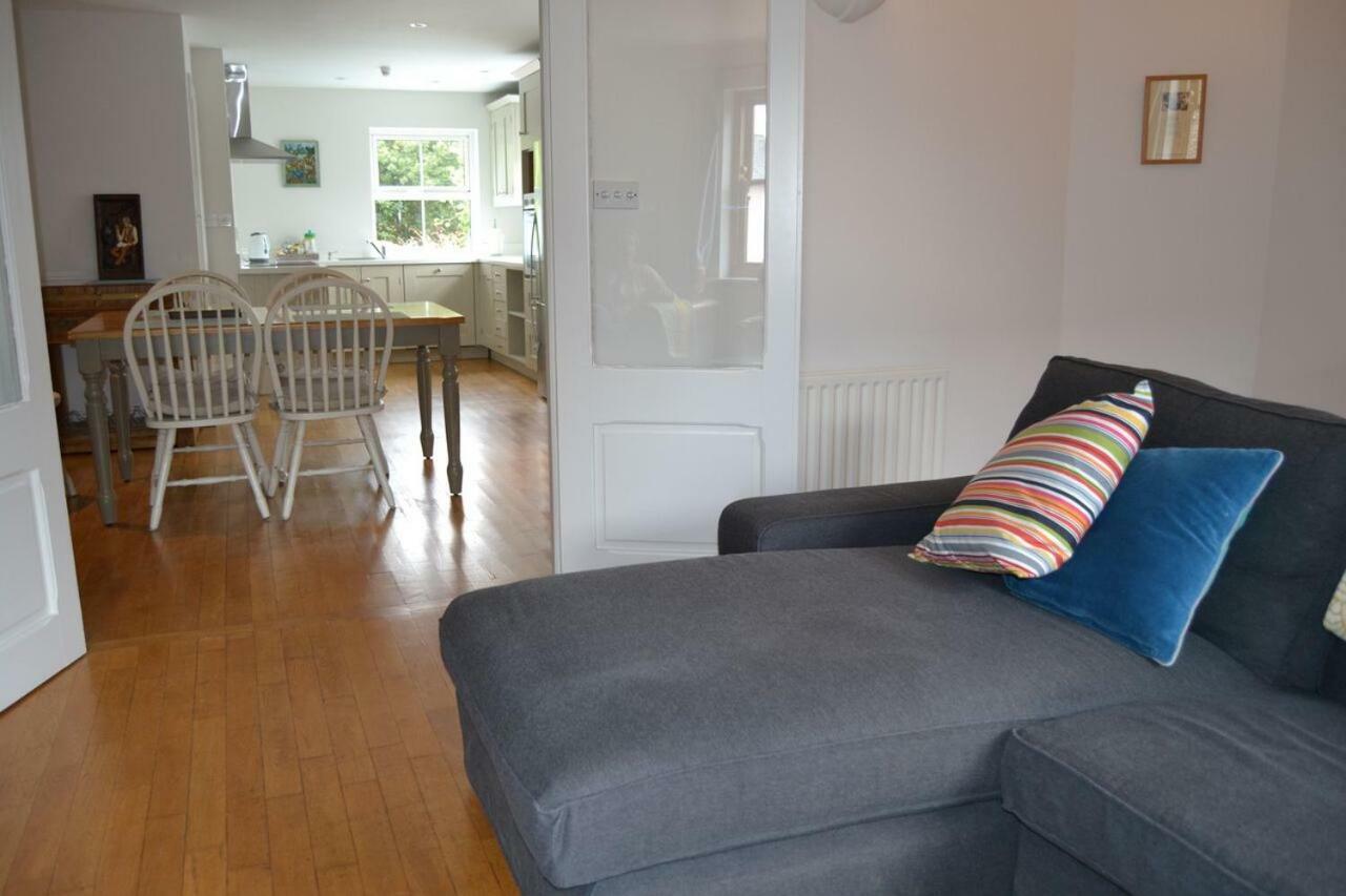 Dingle Townhouse Villa Luaran gambar