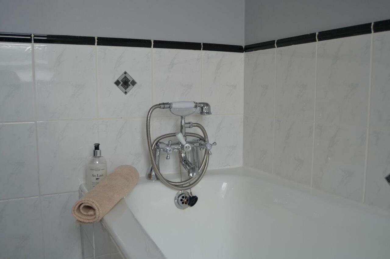 Dingle Townhouse Villa Luaran gambar